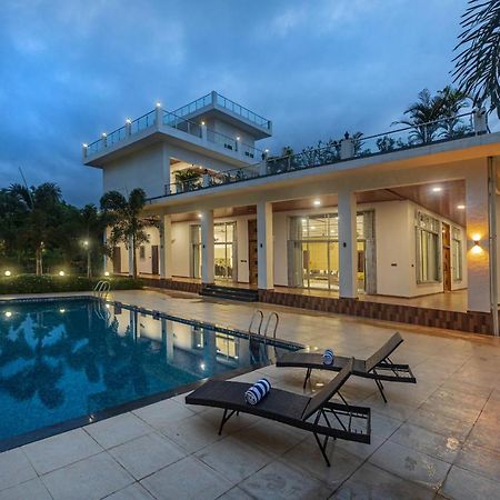 Saffronstays Odyssey, Karjat - 10 Acres Pet-Friendly Estate With Swimming Pool Chinchavli Kültér fotó